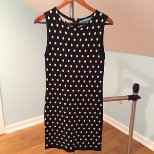 Alice + Olivia fitted polka dot dress