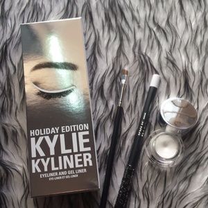 Kylie Cosmetics Holiday Edition 2016