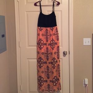 {Forever 21} Aztec print maxi dress