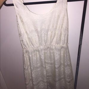 white eyelet dress! NWT!!! Size S