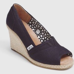 Calypso TOMS™ Wedges
