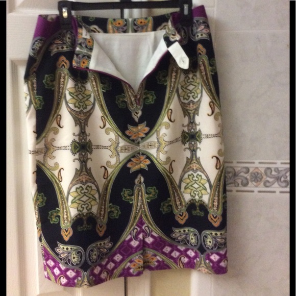 Pencil skirt - Picture 4 of 5