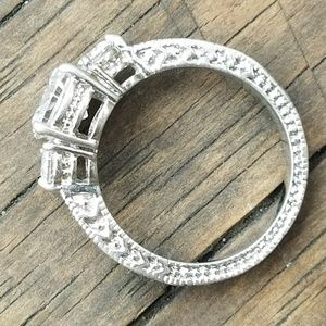 *Vintage* Silver* White stones*