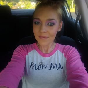 Meet your Posher, Candace