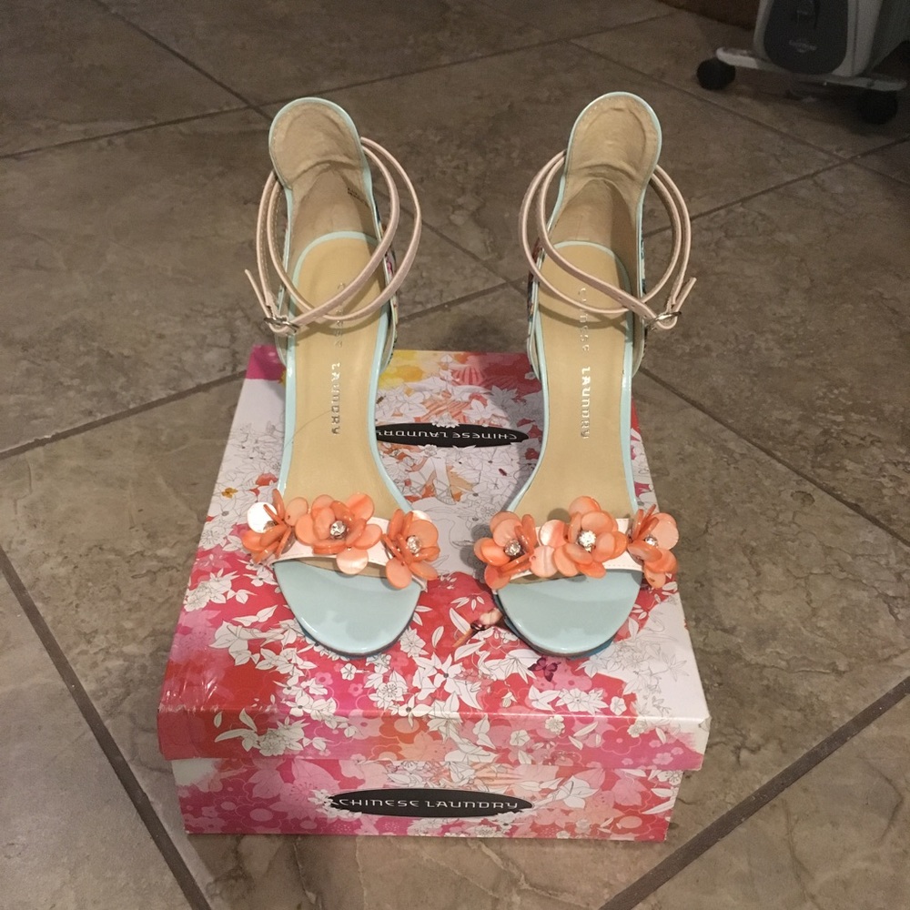 Chinese laundry lullaby flower heels sandals
