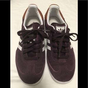 Adidas samba maroon/ purple-ish/ brown / burgundy