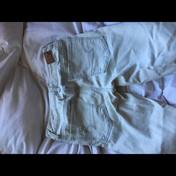 NEVER WORN, American Eagle High Waisted Jeans - Picture 6 of 7