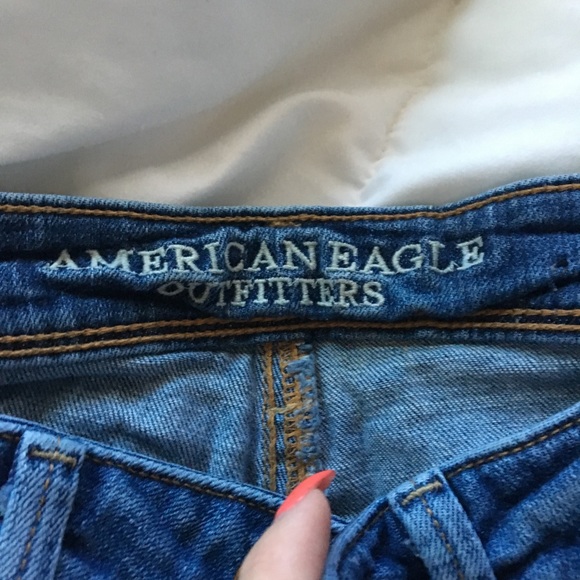 American Eagle boyfriend jeans - Picture 2 of 6