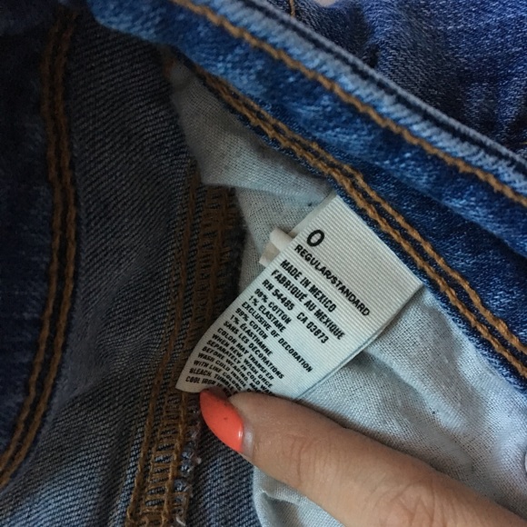 American Eagle boyfriend jeans - Picture 3 of 6