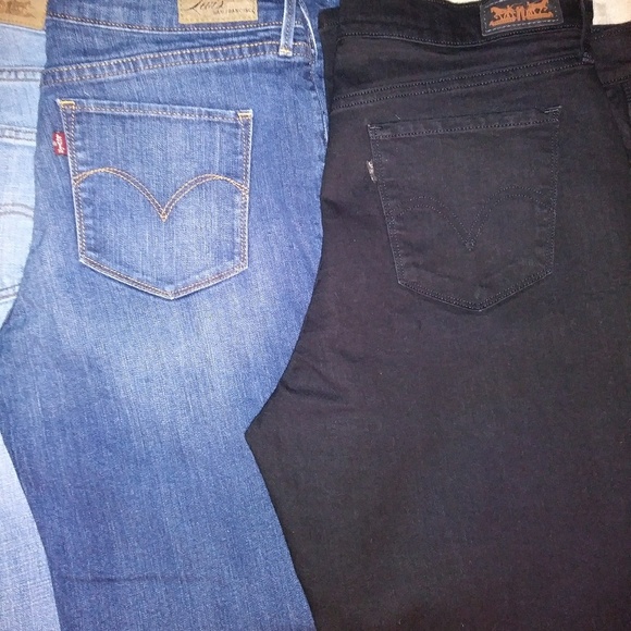 Levis - Picture 2 of 3