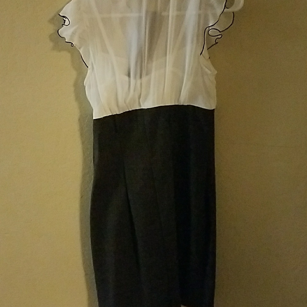 DRESS - Picture 2 of 4