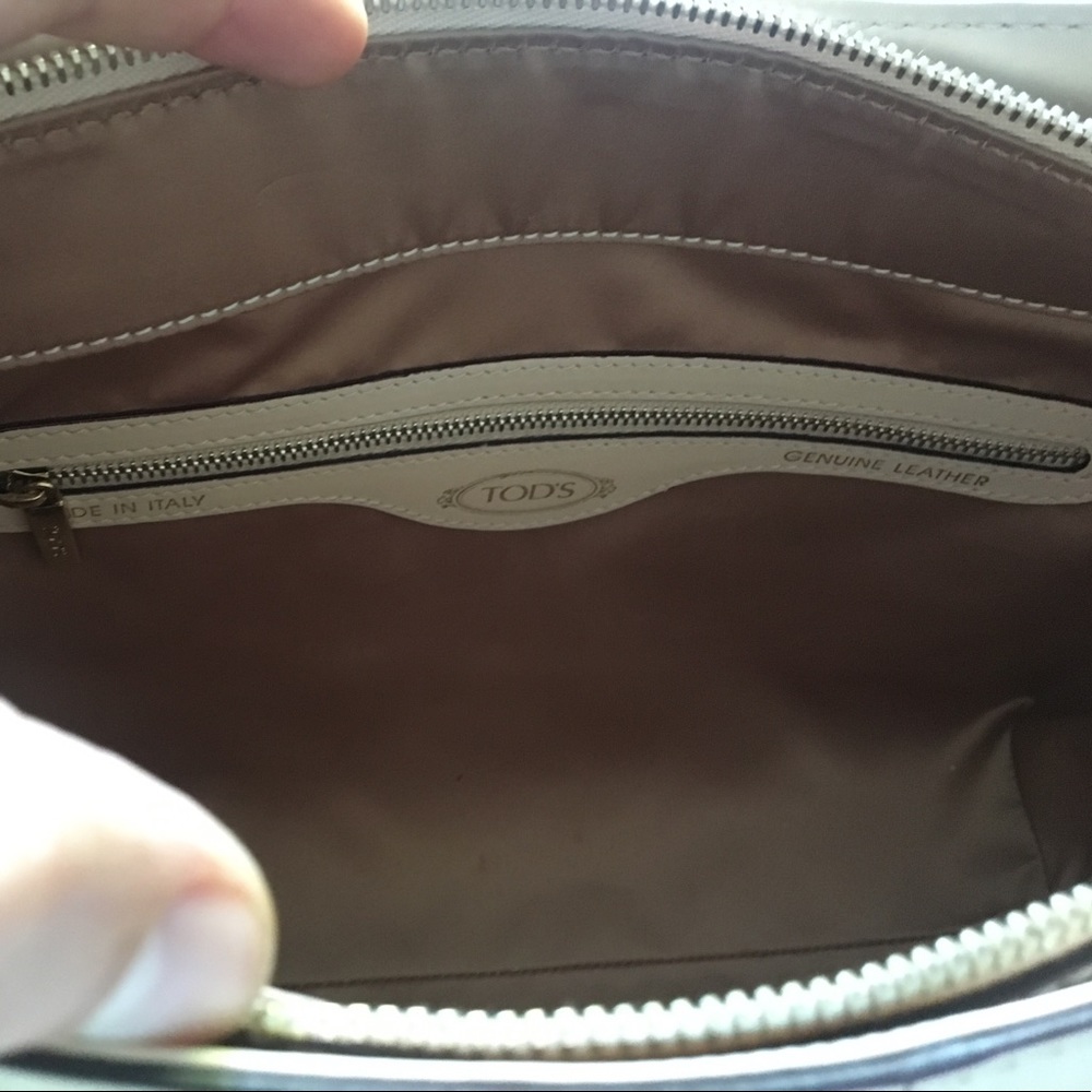 Calfskin TODS Purse - Picture 4 of 6