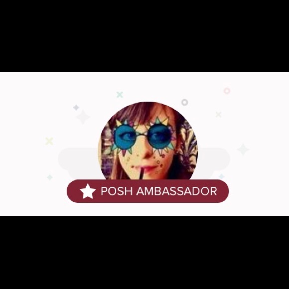 5⭐️, Posh Ambassador, top-rated seller, fast ship! - Picture 2 of 6