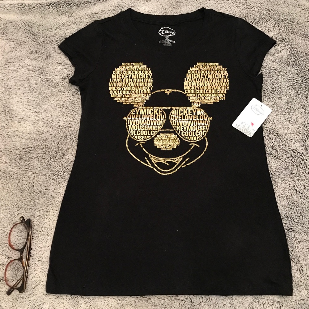 NEW Disney Mickey Mouse Shirt