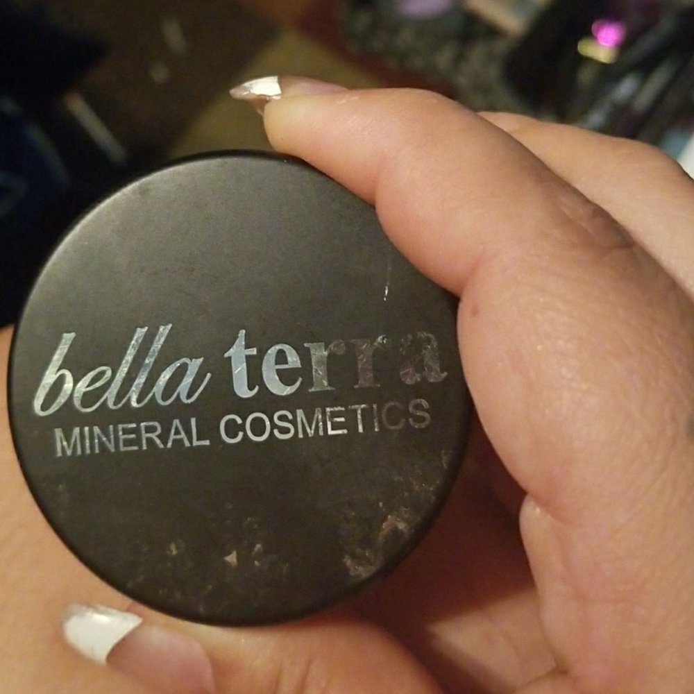 BELLA TERRA MINERAL FOUNDATION