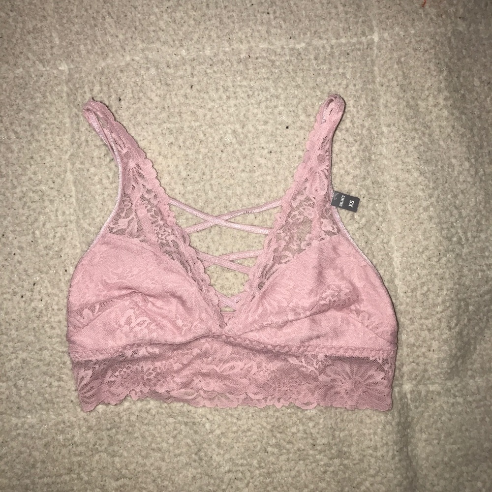 NWT vs pink bralette