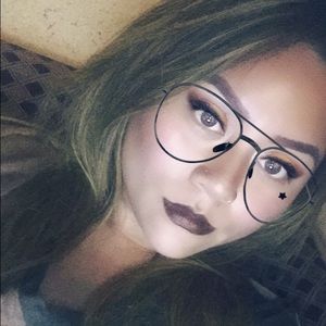 Meet your Posher, Rosalyn