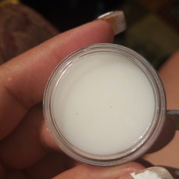 Bella Terra Lip Balmer - Picture 4 of 4