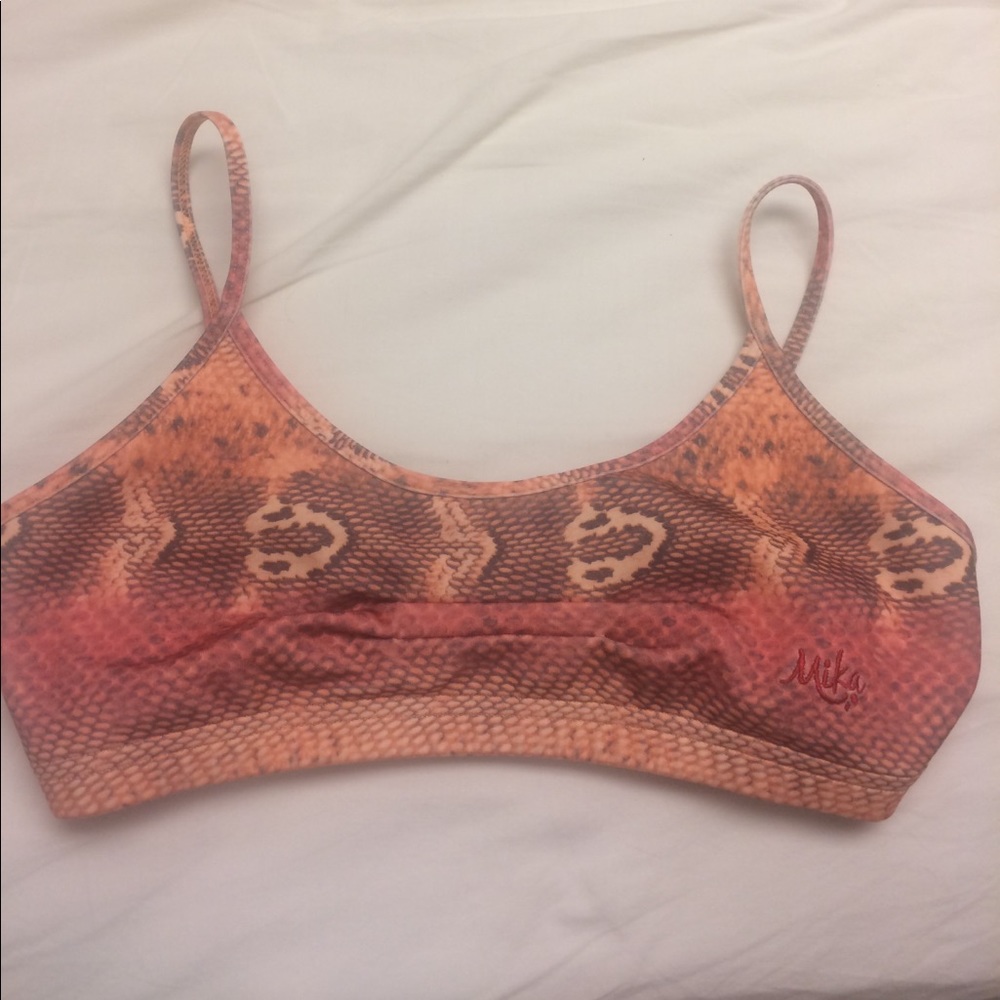 Mika Sports Bra