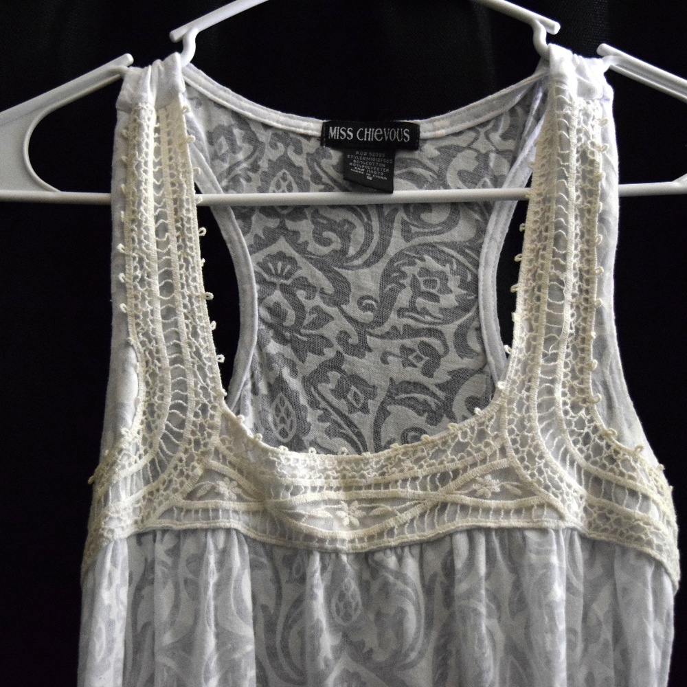 Flowy, see-through, long tank with delicate neck