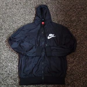 Black Nike Windbreaker (VINTAGE)