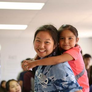 Meet your Posher, Elaine