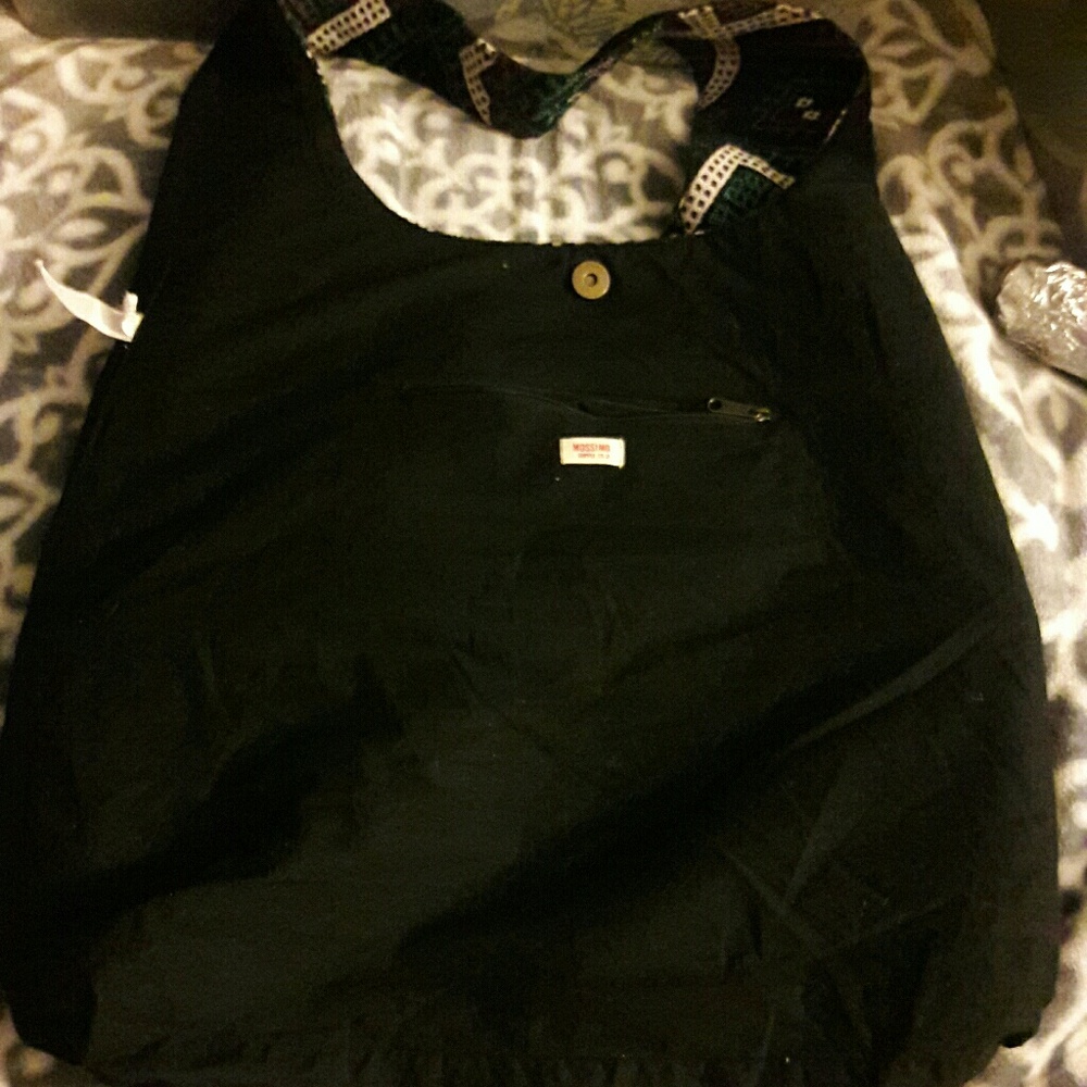 MOSSIMO   Rasta purse - Picture 3 of 5