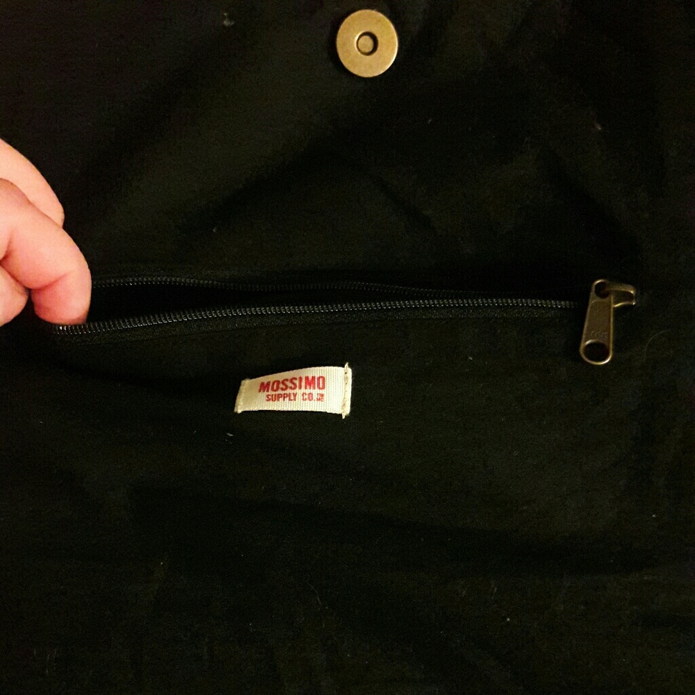 MOSSIMO   Rasta purse - Picture 5 of 5