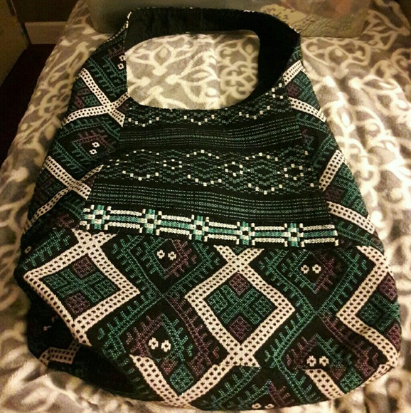 MOSSIMO Rasta purse - Picture 1 of 5