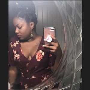 Meet your Posher, Tiffany