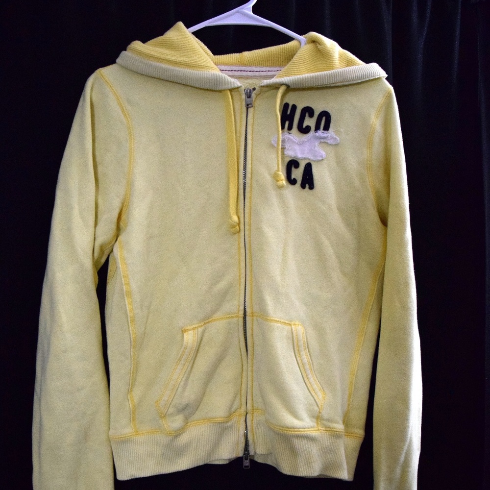 Baby yellow, soft Hollister zipper hoodie