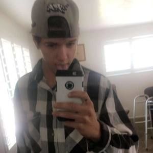 Meet your Posher, Justin