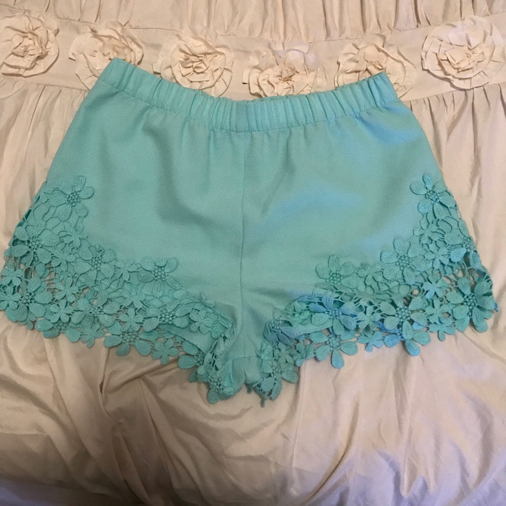 Mint floral mini shorts