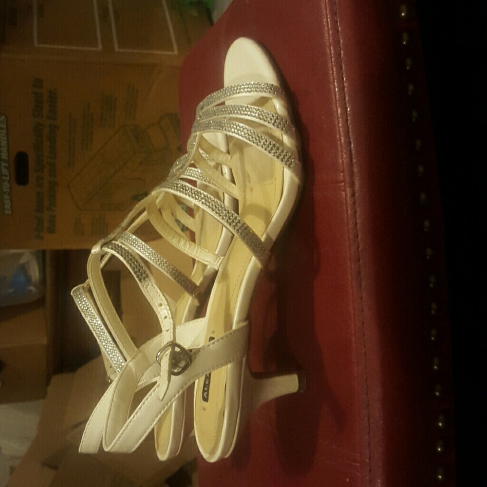 Shoes - Picture 2 of 2