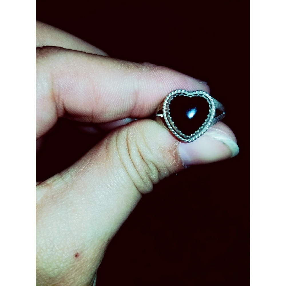 Navajo Onyx Sterling vintage heart ring