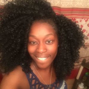 Meet your Posher, Nora