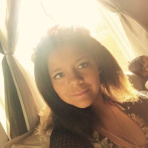 Meet your Posher, Destiny-anne