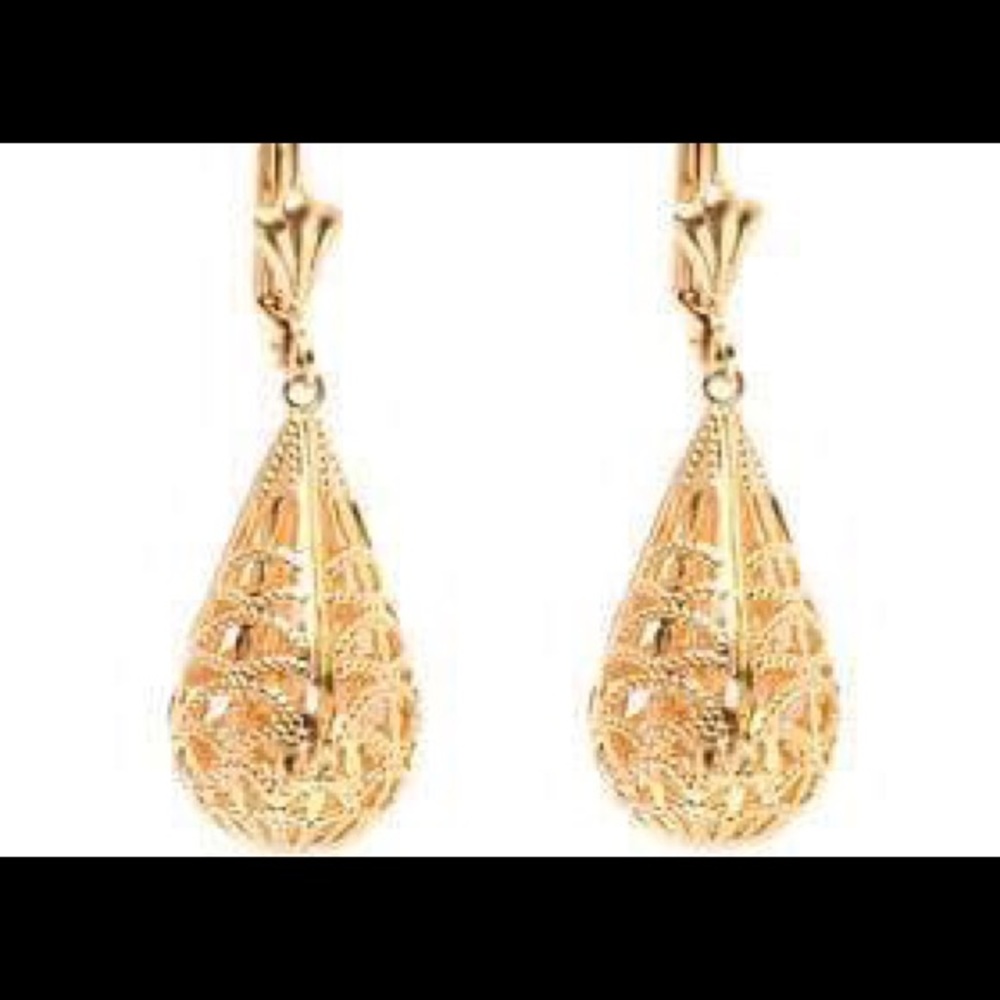 18k Gold Plated Teardrop Earrings