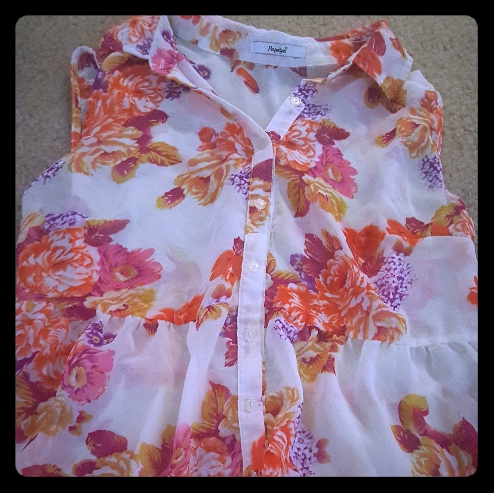 Sleeveless shirt