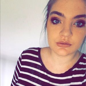 Meet your Posher, Natalie