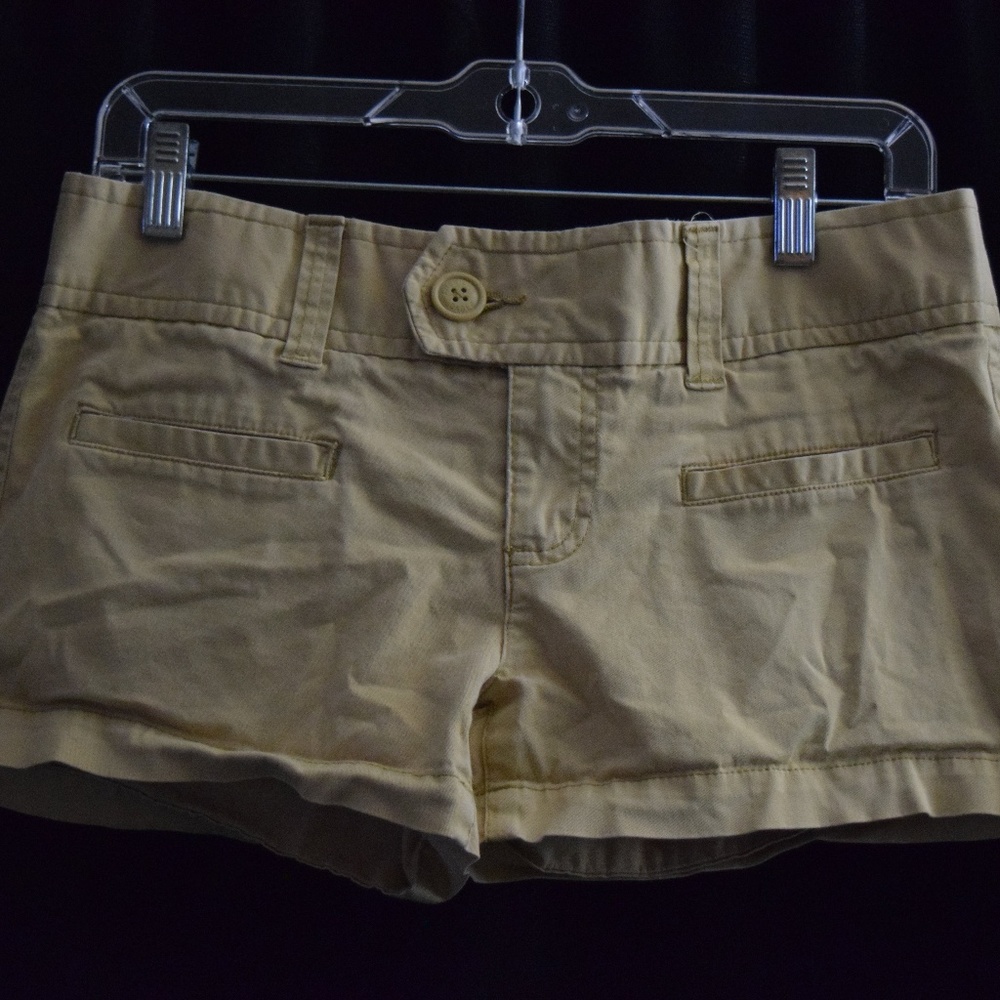 AE khaki shorts