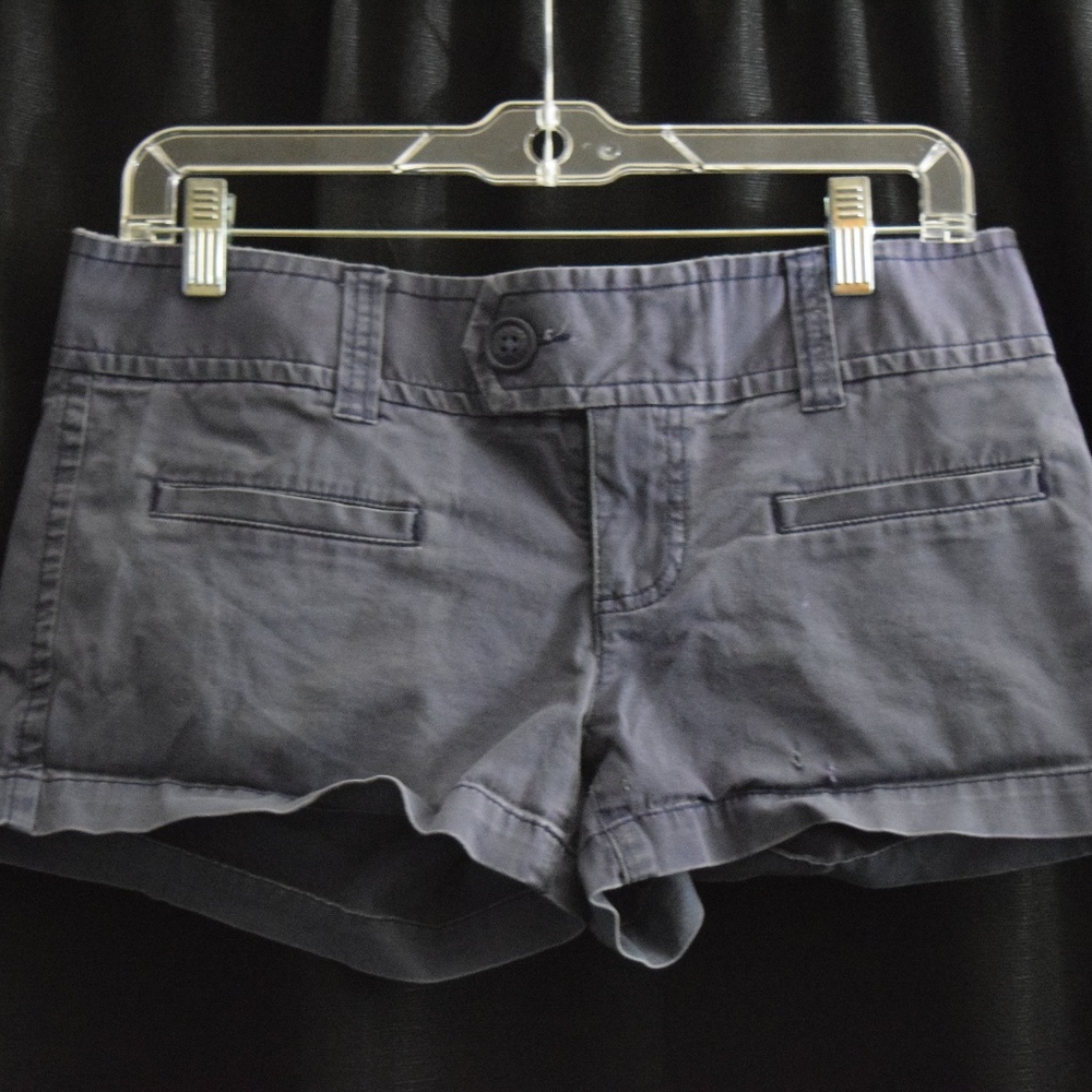 Navy American Eagle shorts