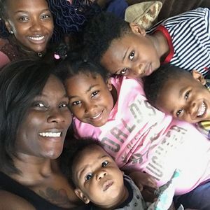 Meet your Posher, Deborah