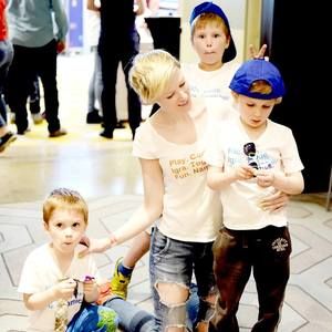 Meet your Posher, Catherine