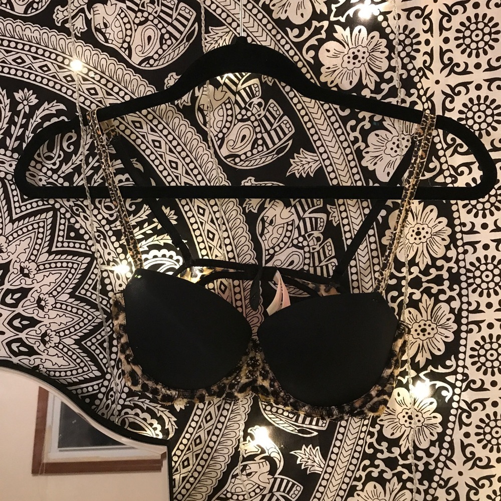 Victoria secret bra