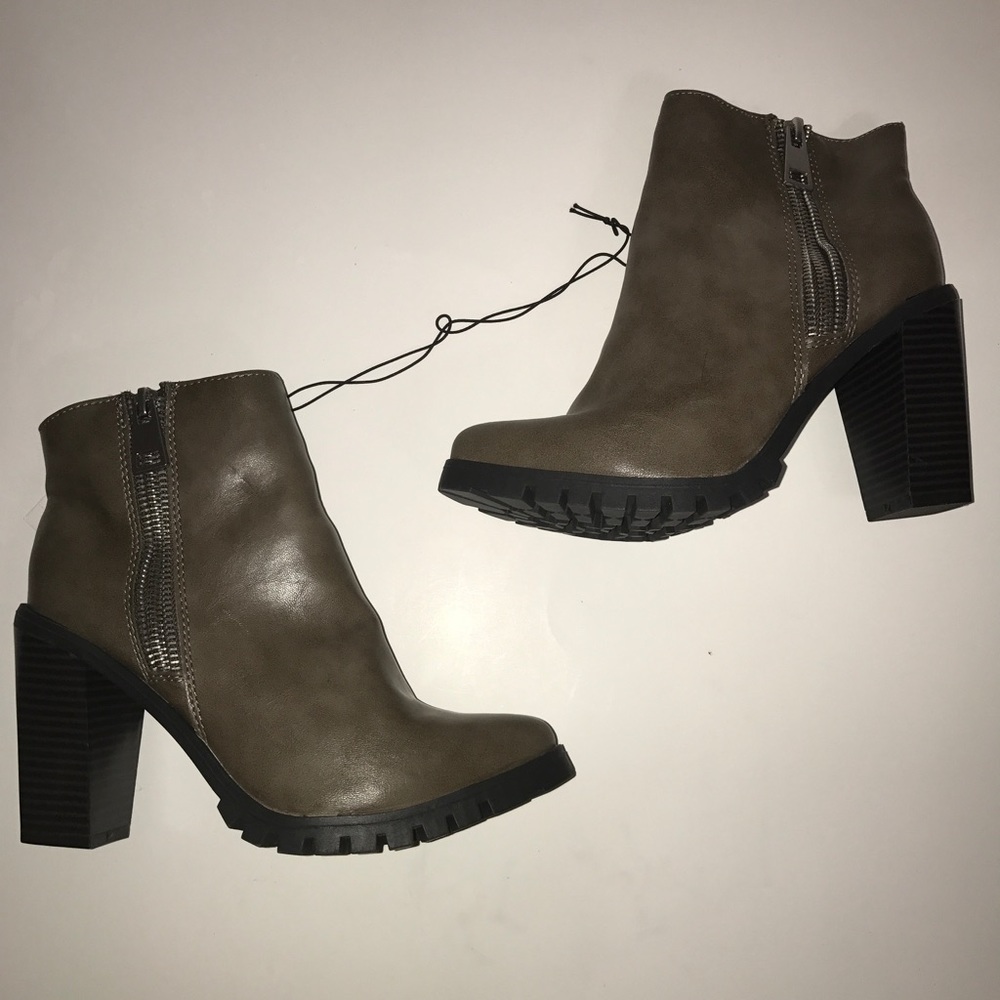 Mossimo Jan Booties