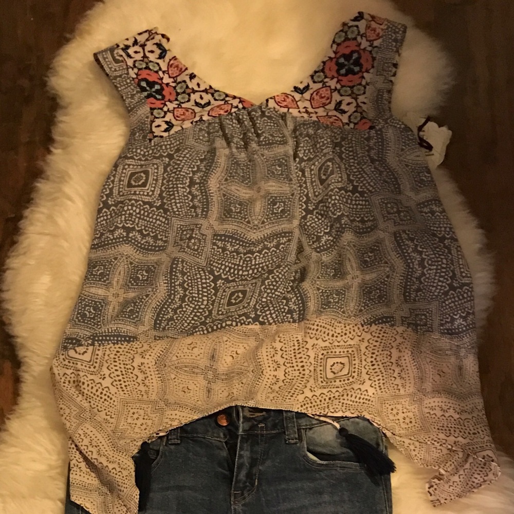 Floral pattern tank top