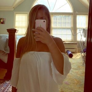 Final chance before I donate it! Tobi White Top!