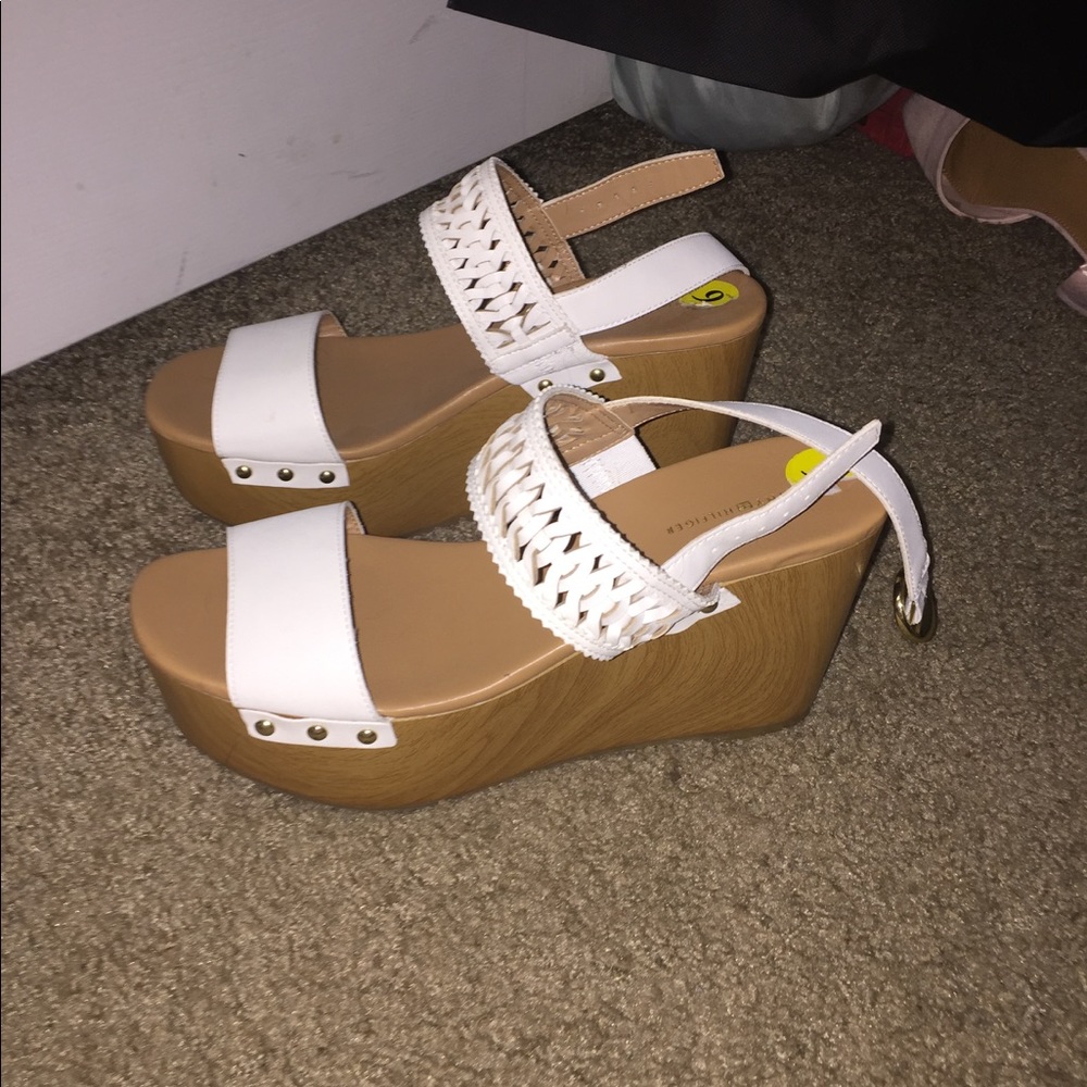 White wooden tommy hilfiger wedges
