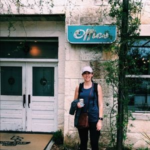 Meet your Posher, Lauren